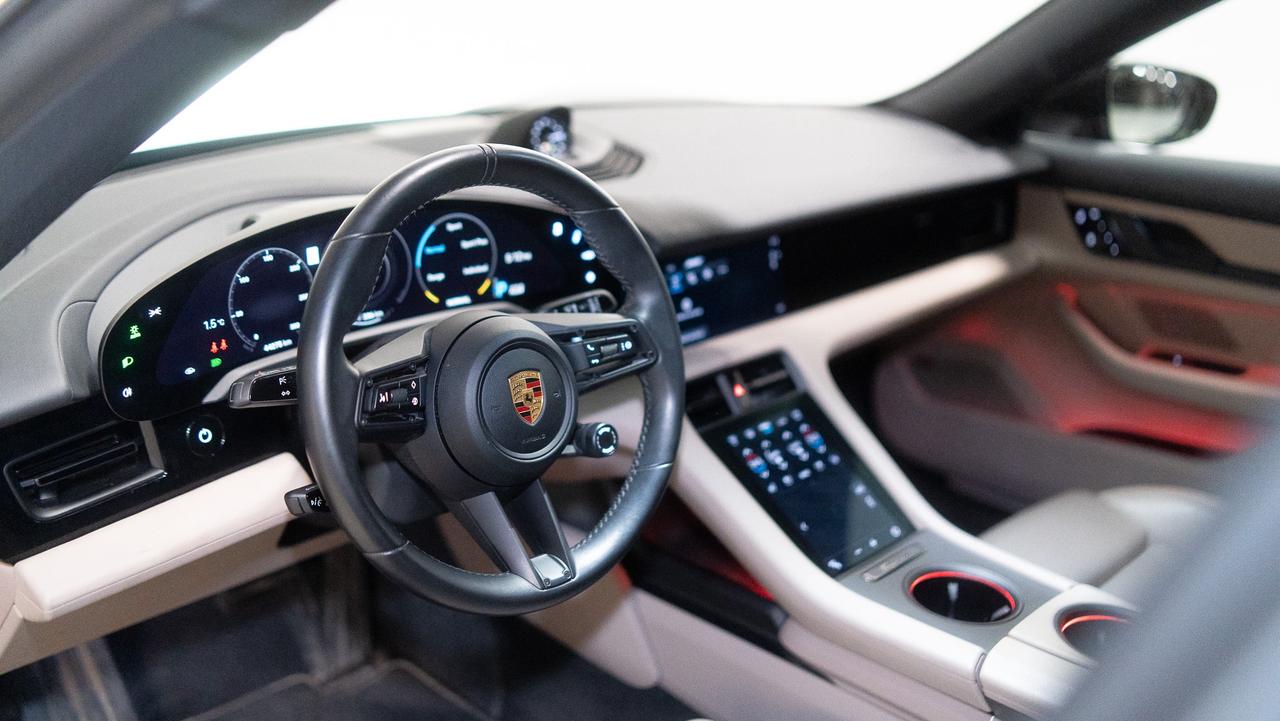 2021 Porsche Taycan 4S | BOSE | 20 IN WHEELS | WHITE INTERIOR Photo