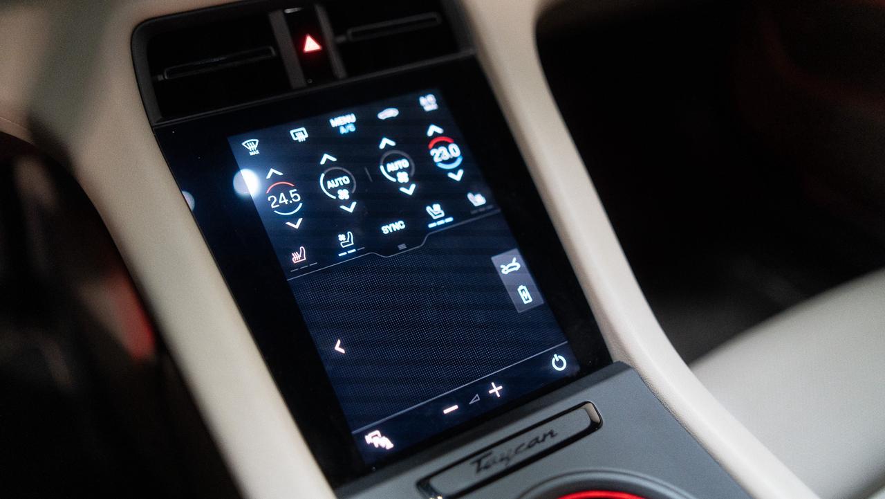 2021 Porsche Taycan 4S | BOSE | 20 IN WHEELS | WHITE INTERIOR Photo