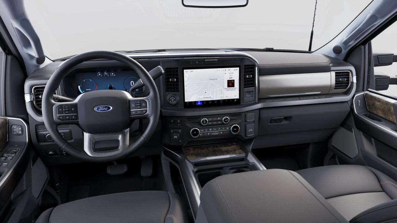 2025 Ford F-350 Super Duty SRW Lariat Photo5