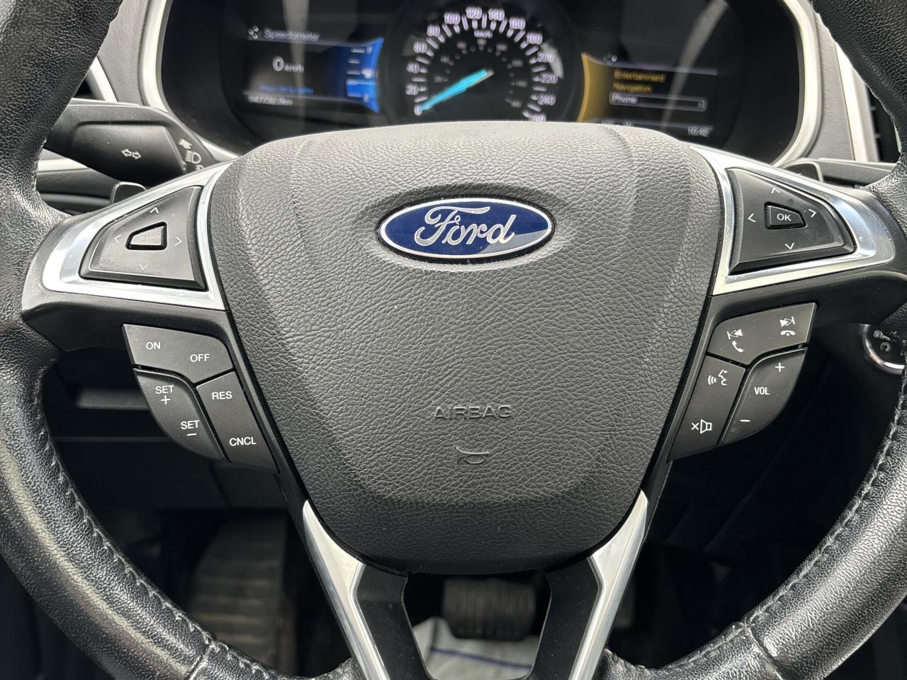 2016 Ford Edge 4DR Sel AWD Nav Htd Seat Rev Cam Pano Sunroof Photo46
