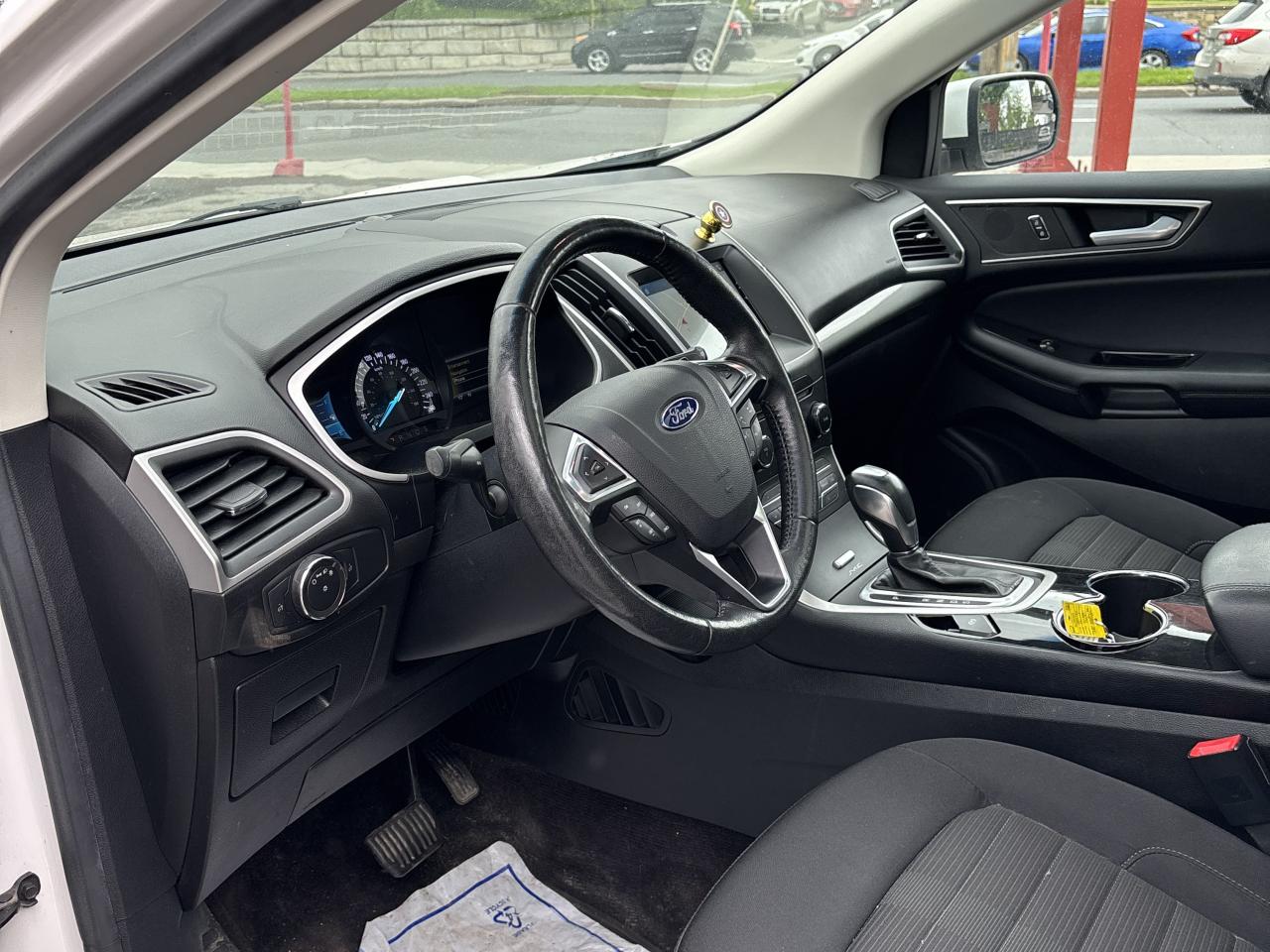 2016 Ford Edge 4DR Sel AWD Nav Htd Seat Rev Cam Pano Sunroof Photo11