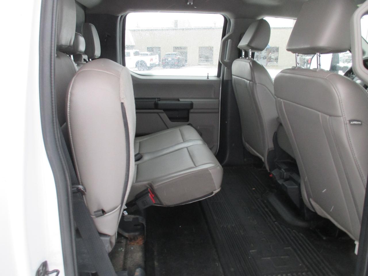 2022 Ford F-550 XL.CREW CAB,4X4.12 FT.STEEL DUMP BODY - Photo #8