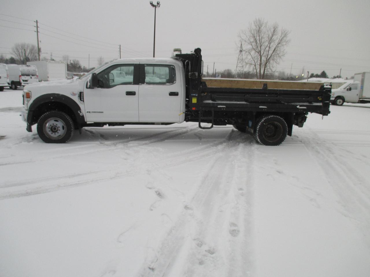 Used 2022 Ford F-550 XL.CREW CAB,4X4.12 FT.STEEL DUMP BODY for sale in London, ON