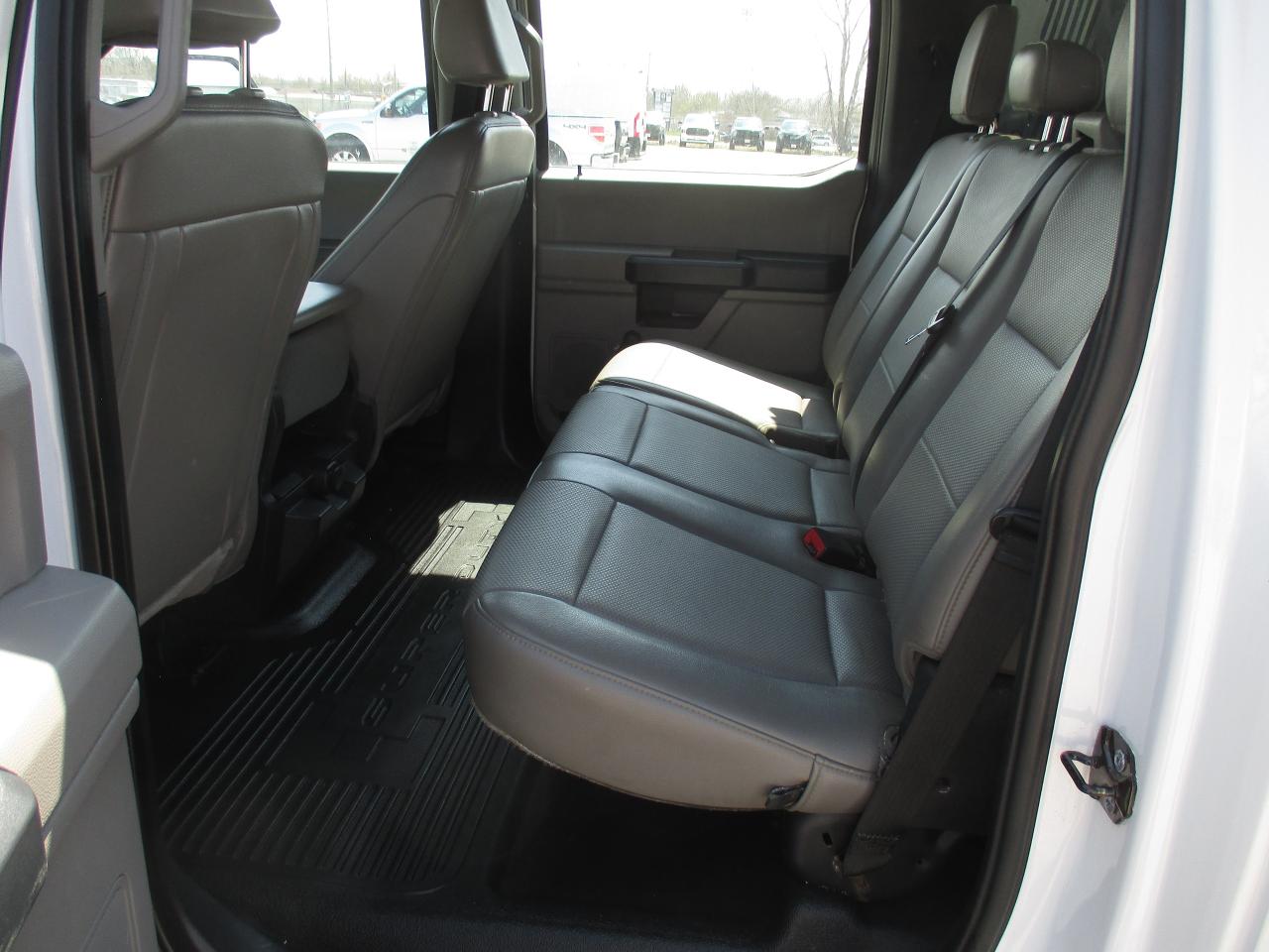 2022 Ford F-550 XL.CREW CAB,4X4.12 FT.STEEL DUMP BODY - Photo #10