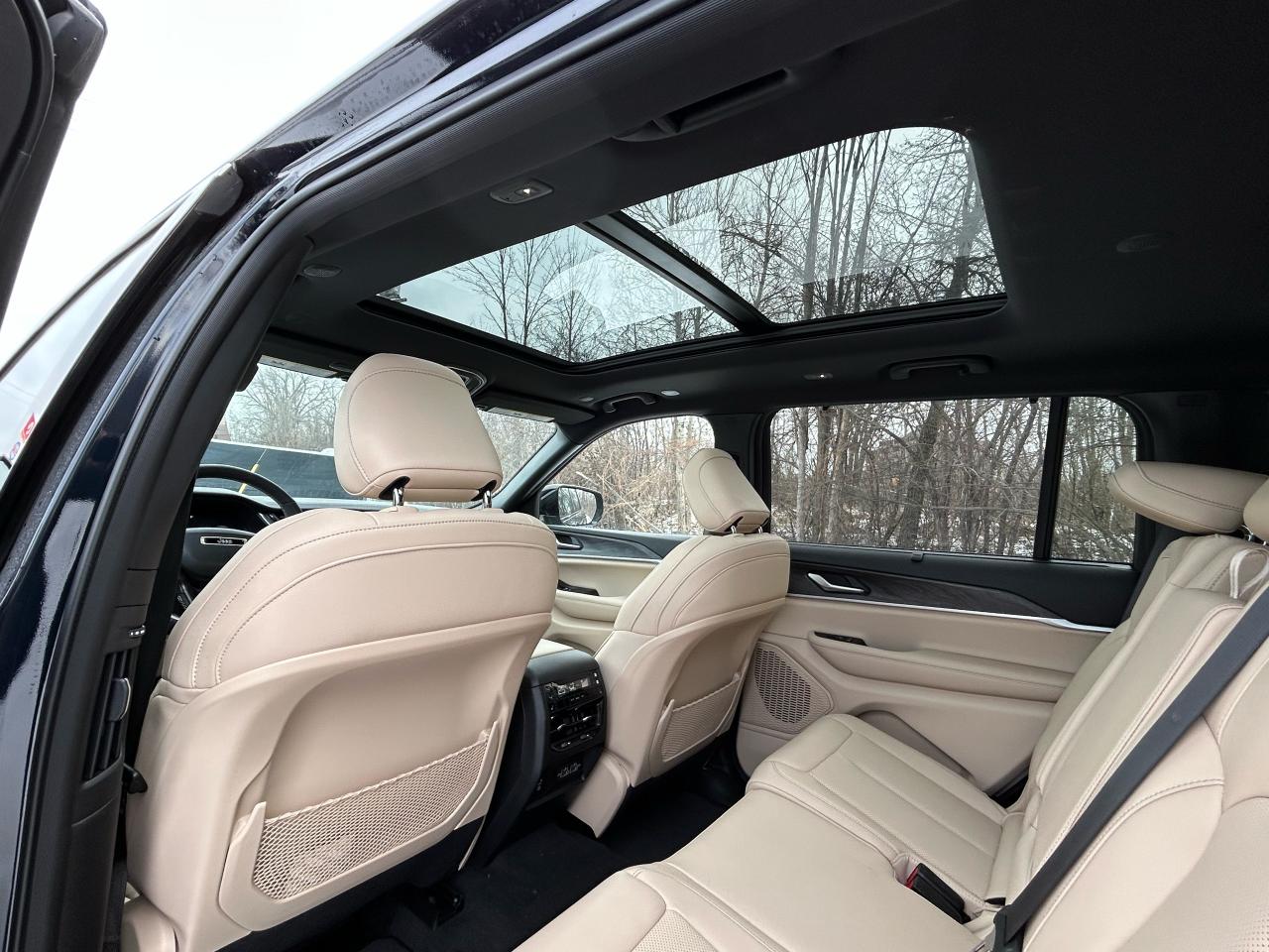 2023 Jeep Grand Cherokee L Model Limited 4x4 Panoramic Roof | Clean Carfax - Photo #26