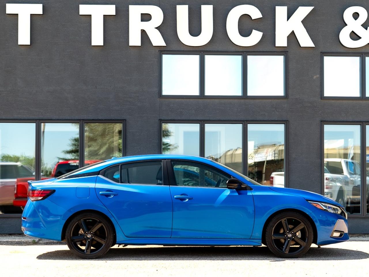 2021 Nissan Sentra SR CVT Photo26