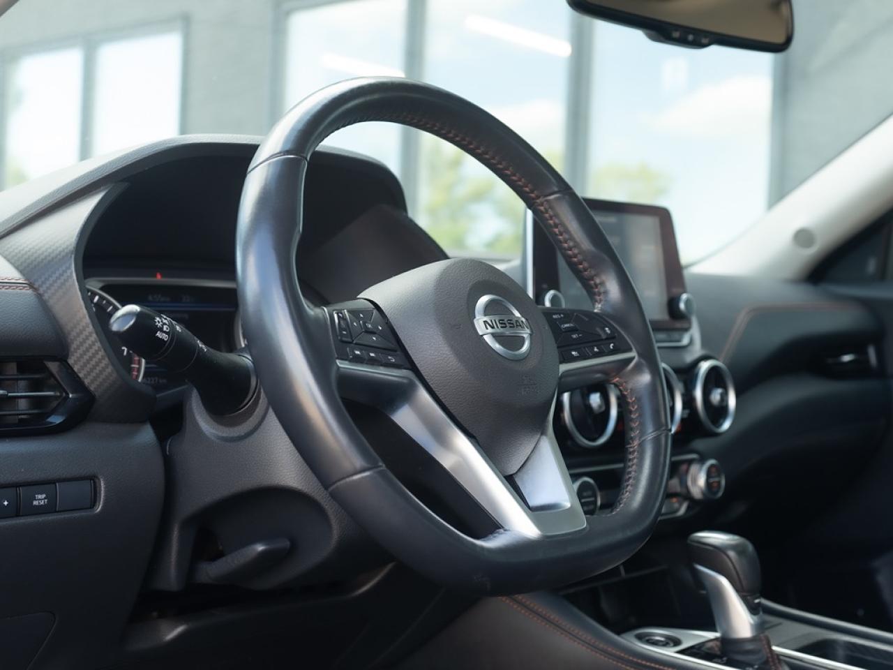2021 Nissan Sentra SR CVT Photo11
