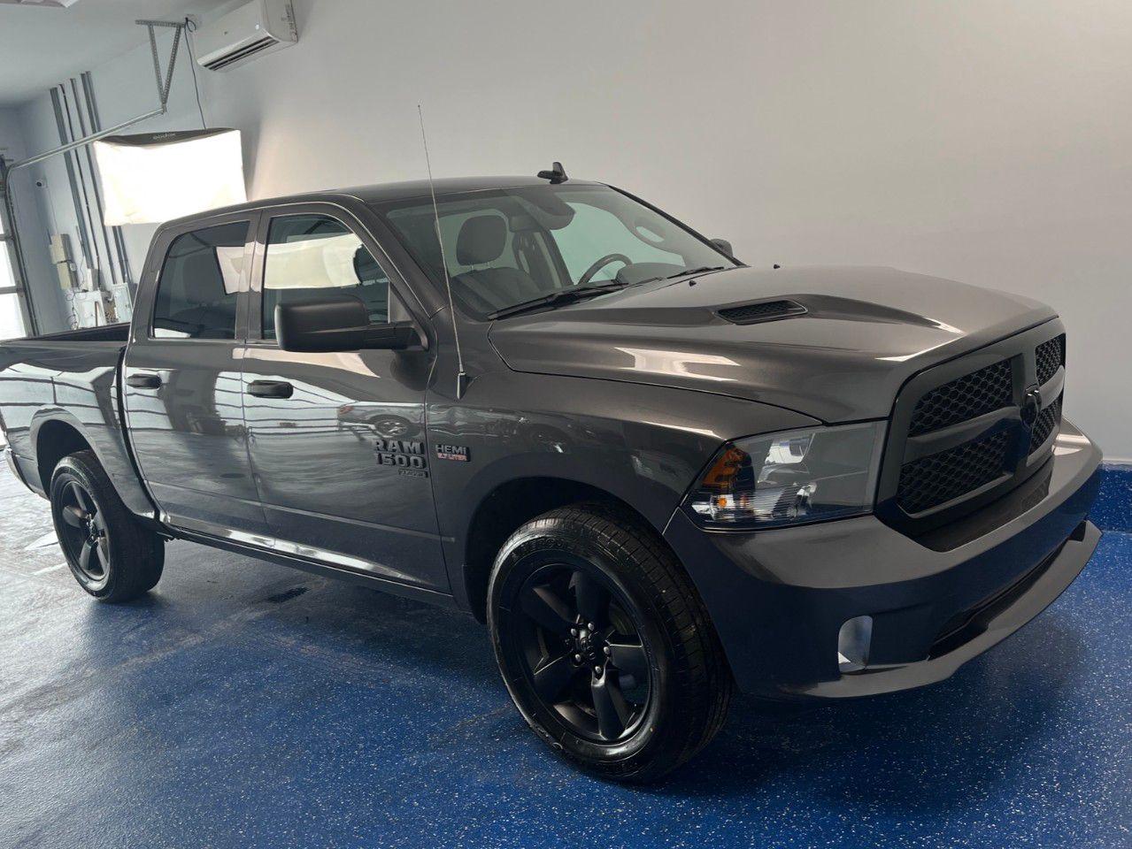 Used 2022 RAM 1500 Classic EXPRESS 4X4 CREW CAB 5'7