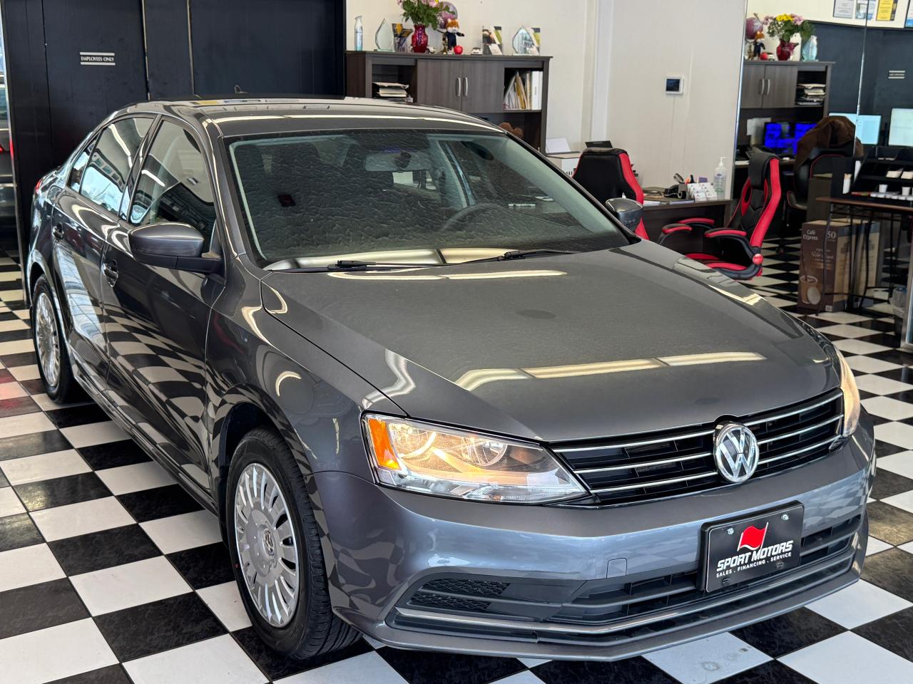 2017 Volkswagen Jetta Trendline+New Tires+Camera+ApplePlay+CLEAN CARFAX Photo8