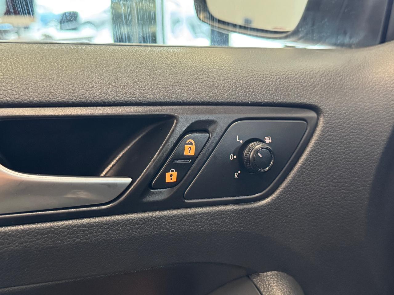 2017 Volkswagen Jetta Trendline+New Tires+Camera+ApplePlay+CLEAN CARFAX - Photo #48
