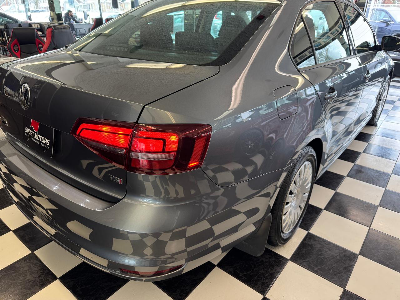 2017 Volkswagen Jetta Trendline+New Tires+Camera+ApplePlay+CLEAN CARFAX Photo37