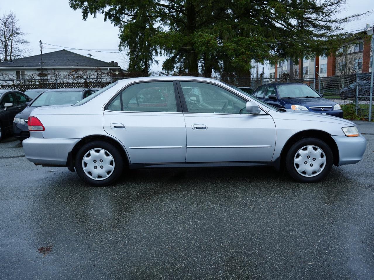 2002 Honda Accord FINANCING AVAILABLE Photo4