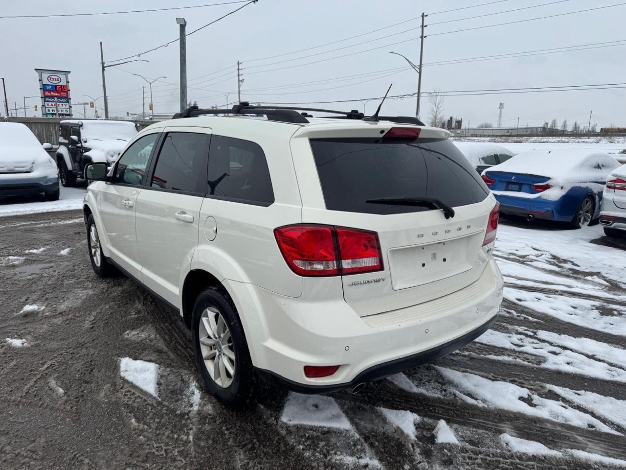 2013 Dodge Journey SXT, BIG SCREEN, ALLOYS, V6, AS IS SPECIAL - Photo #3