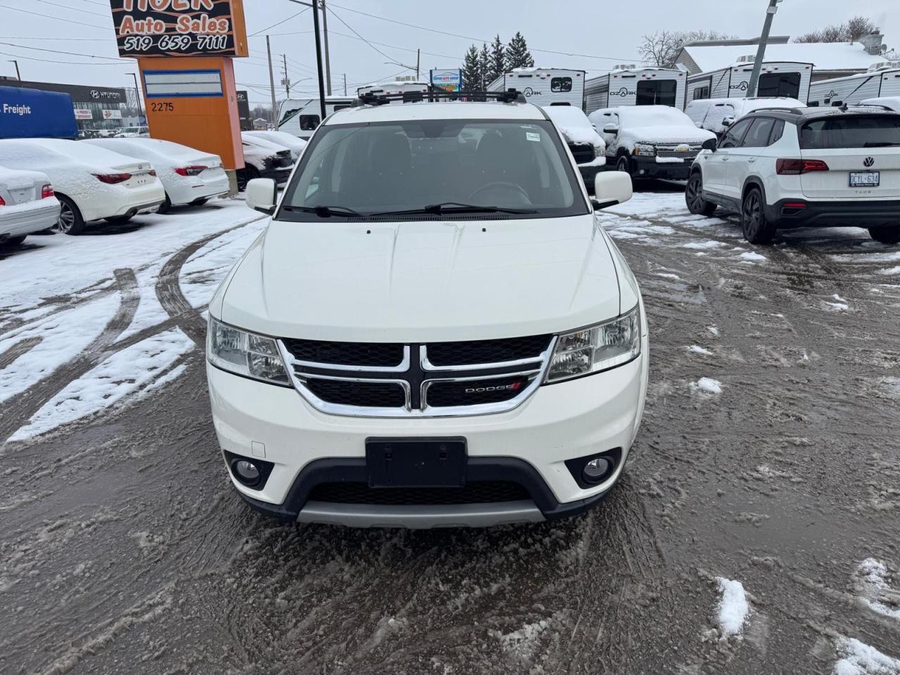 2013 Dodge Journey SXT, BIG SCREEN, ALLOYS, V6, AS IS SPECIAL - Photo #8