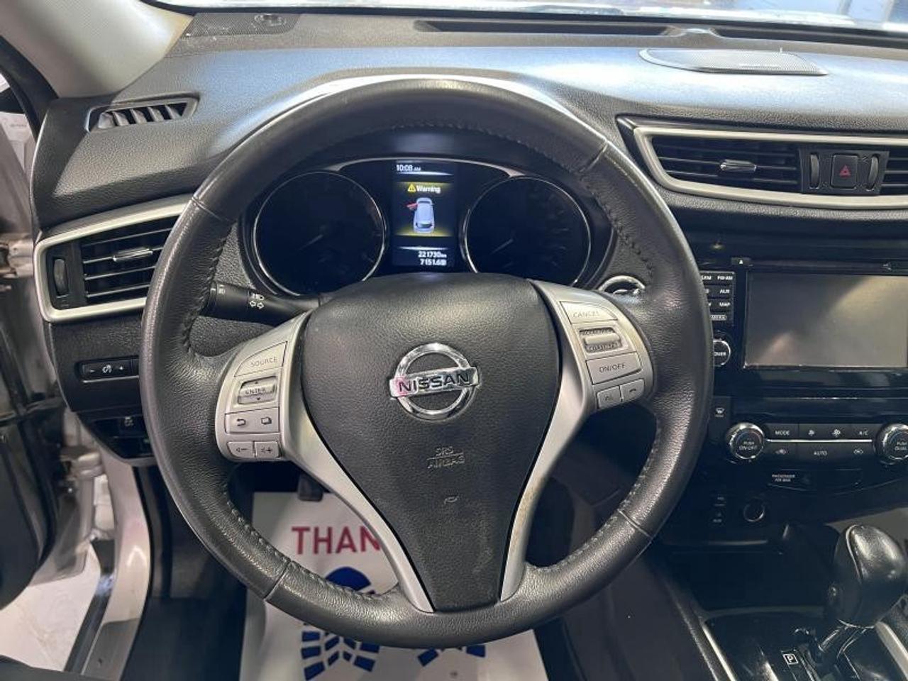 2015 Nissan Rogue SL Photo