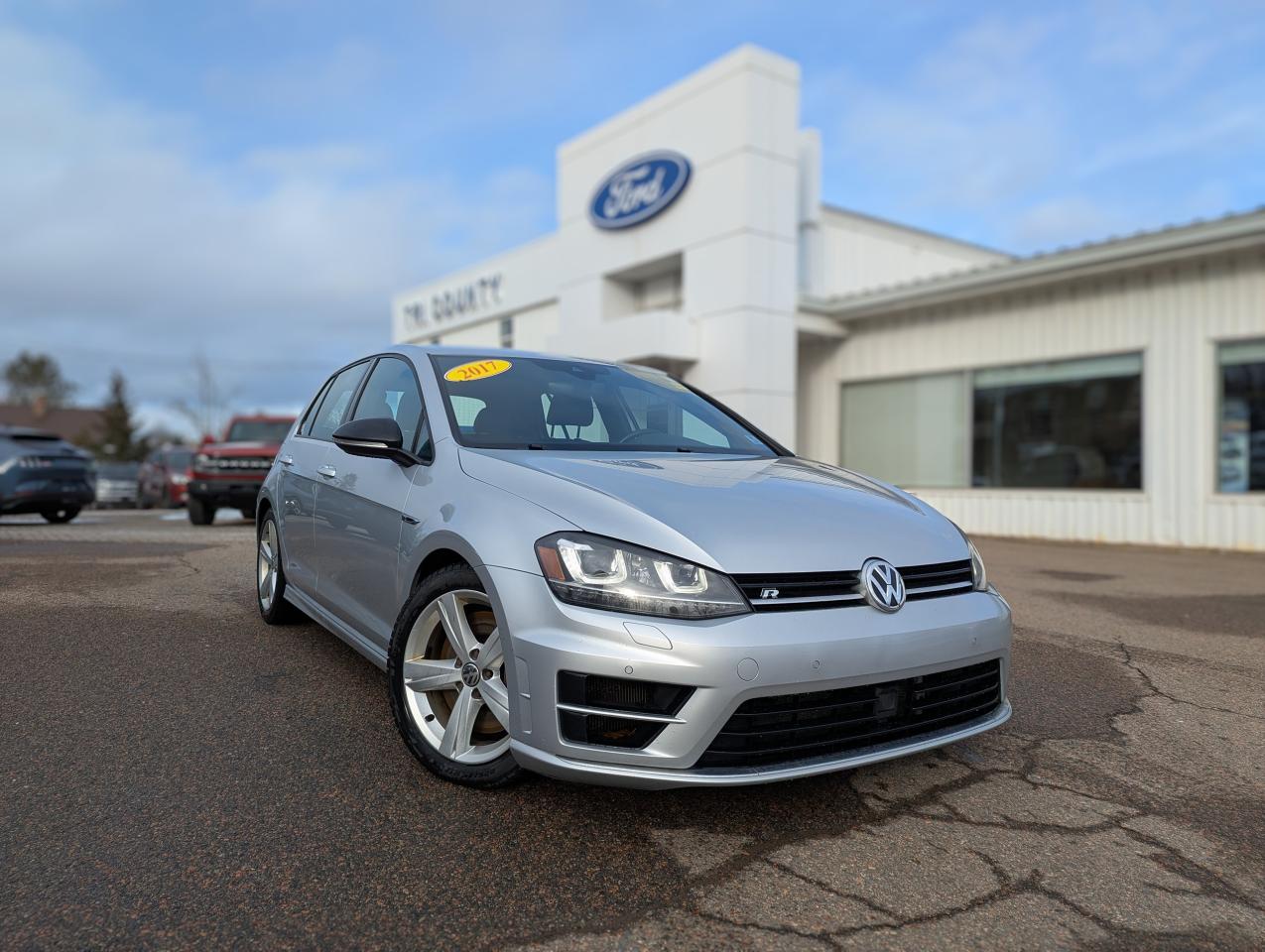 Used 2017 Volkswagen Golf R Base for sale in Tatamagouche, NS