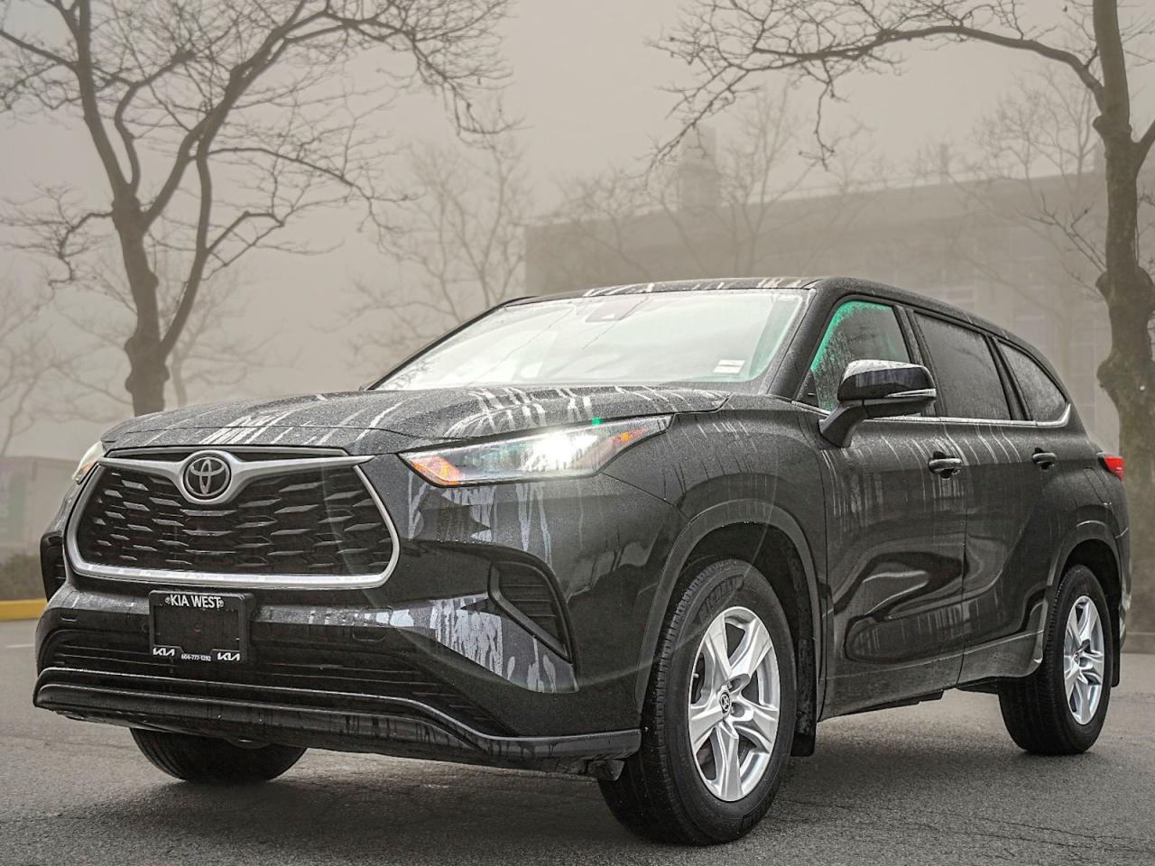 Used 2024 Toyota Highlander  for sale in Coquitlam, BC