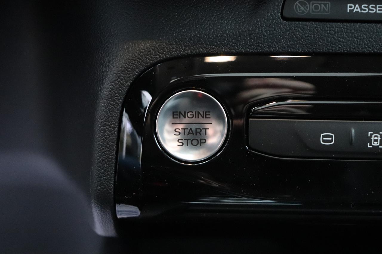 2025 Ford Escape PHEV FWD Photo