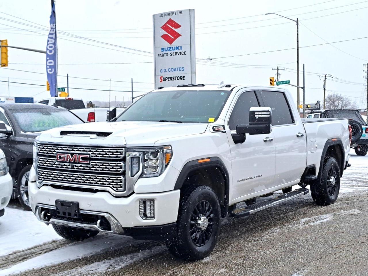 Used 2021 GMC Sierra 2500 Denali Crew Cab 4x4 ~Nav ~Camera ~Leather ~Sunroof for sale in Barrie, ON