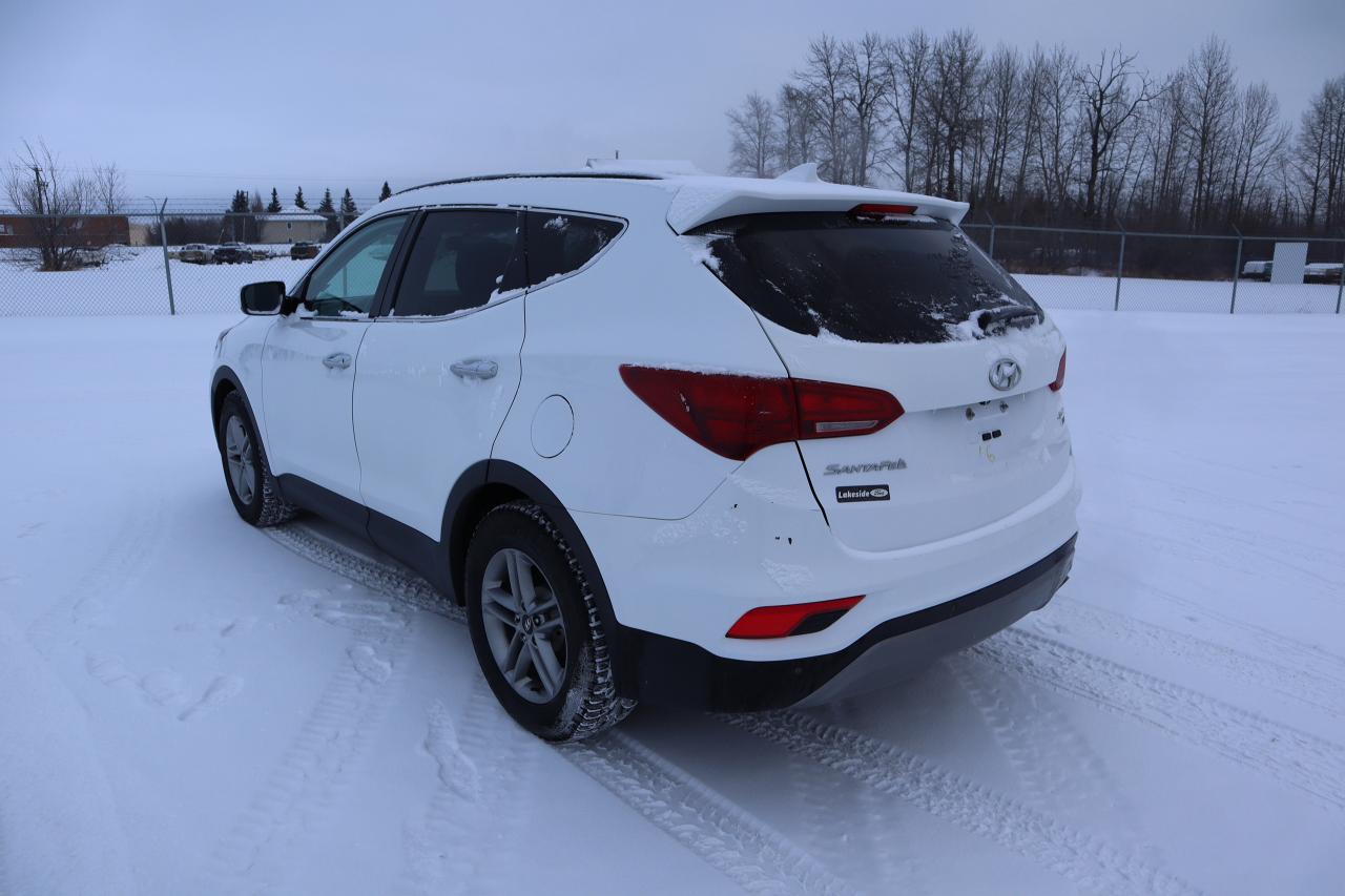 2018 Hyundai Santa Fe Sport SE Photo