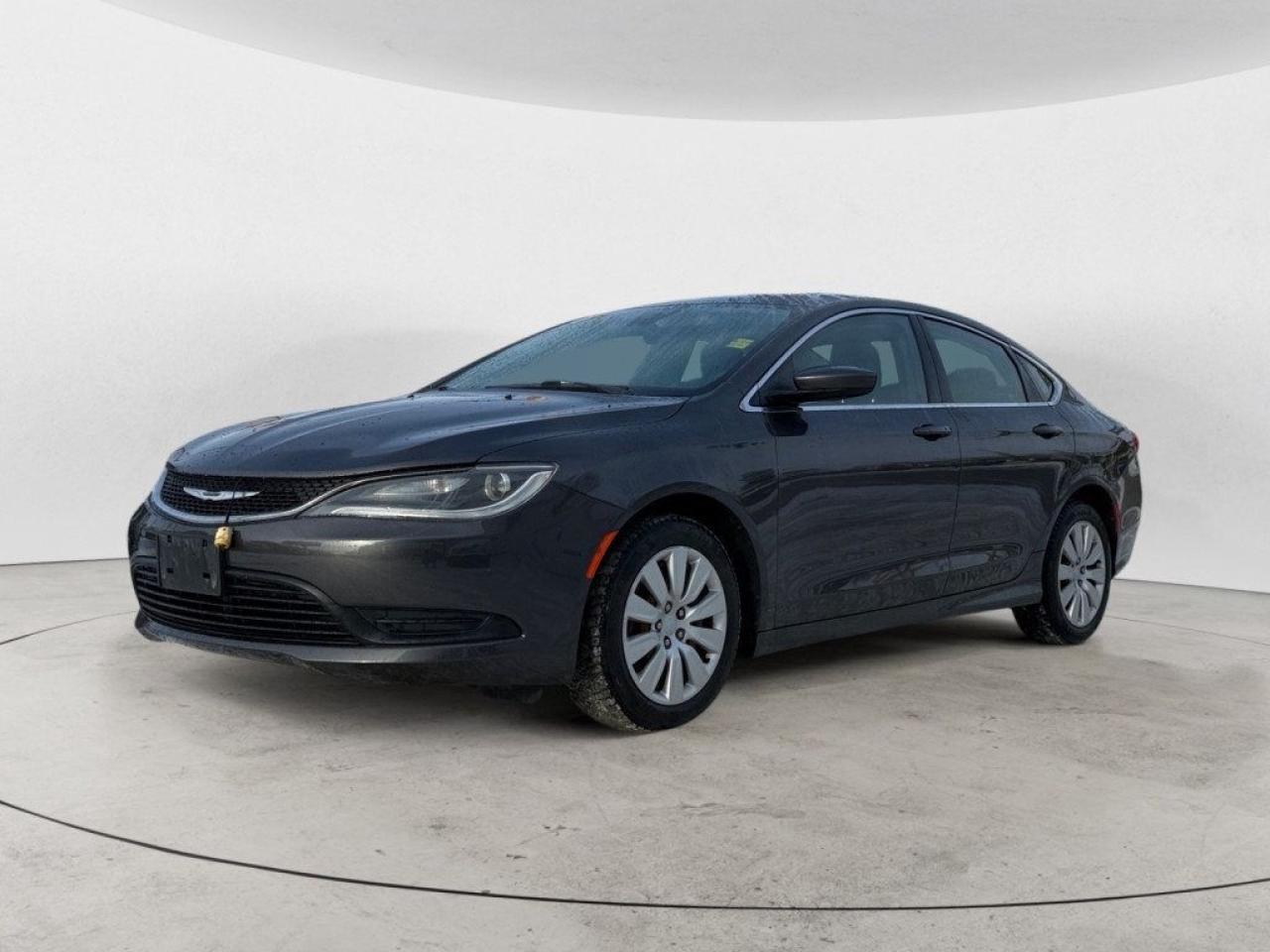 Used 2015 Chrysler 200 LX 4dr Front-wheel Drive Sedan Automatic for sale in Winnipeg, MB