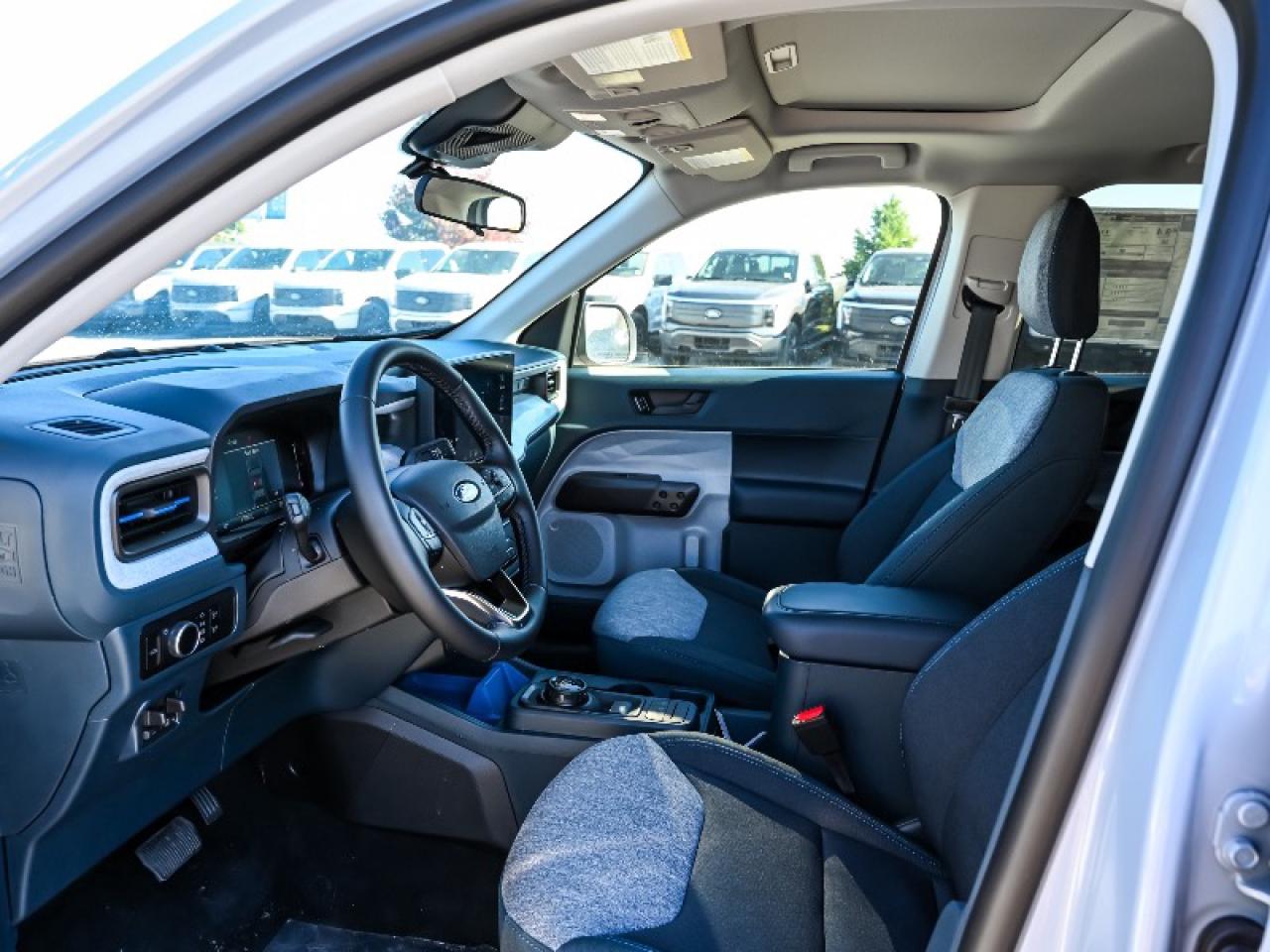 2025 Ford Maverick XLT Photo