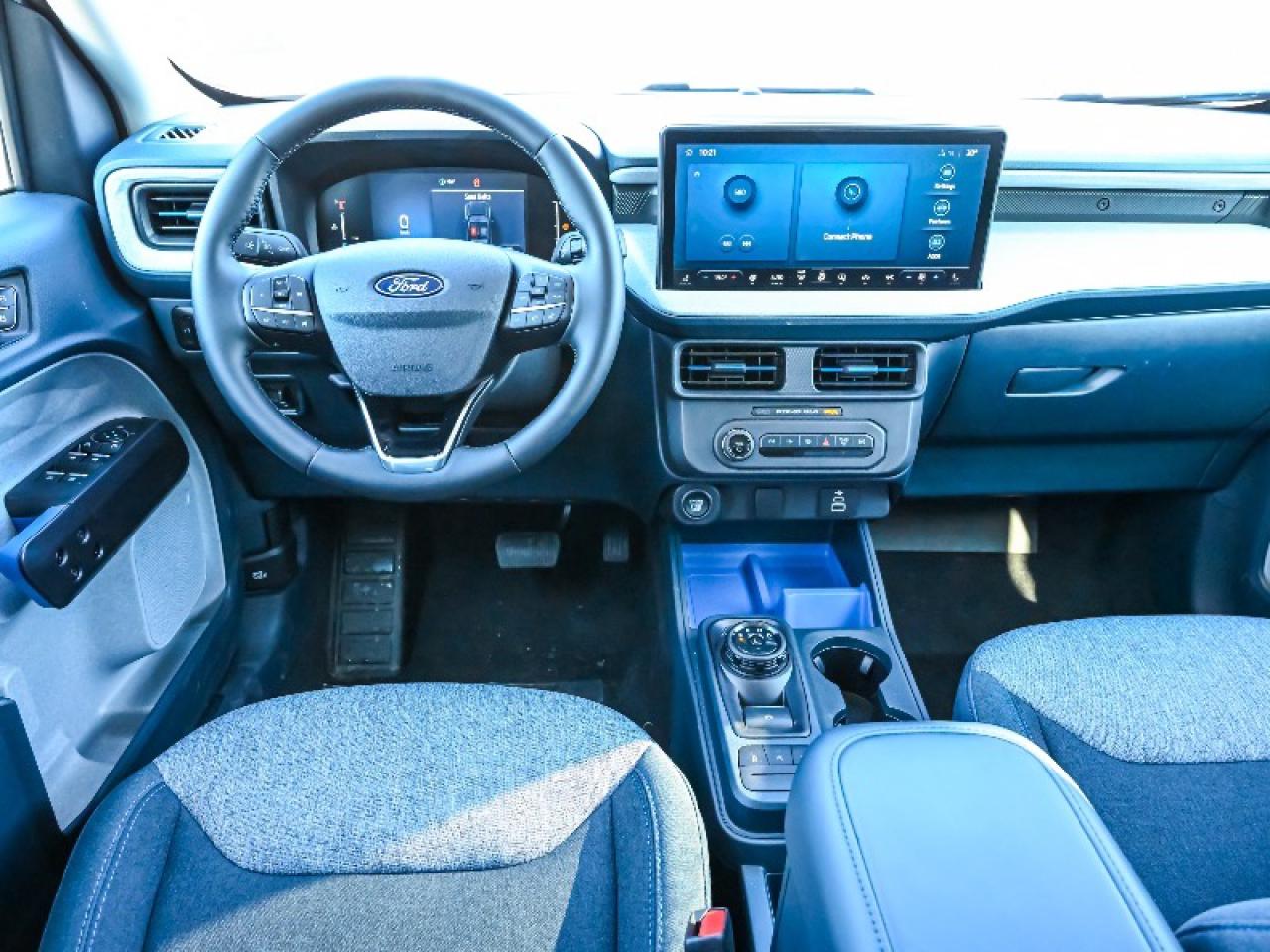 2025 Ford Maverick XLT Photo