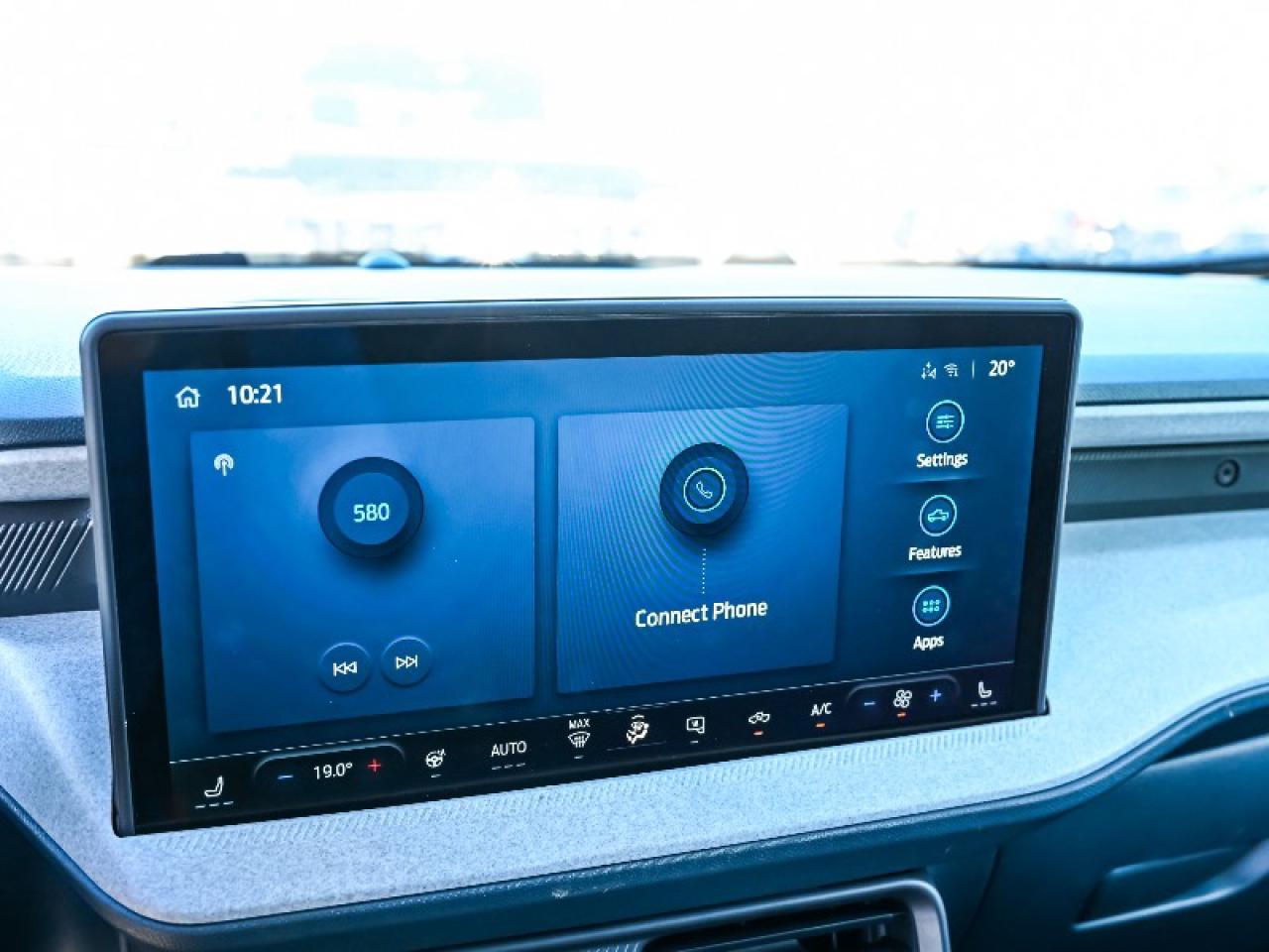 2025 Ford Maverick XLT Photo