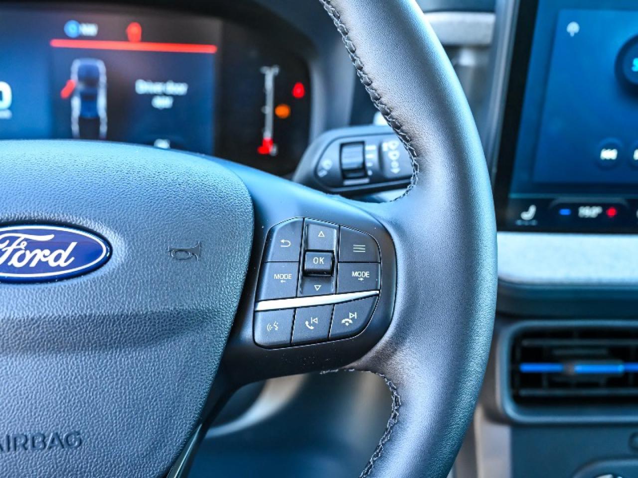 2025 Ford Maverick XLT Photo