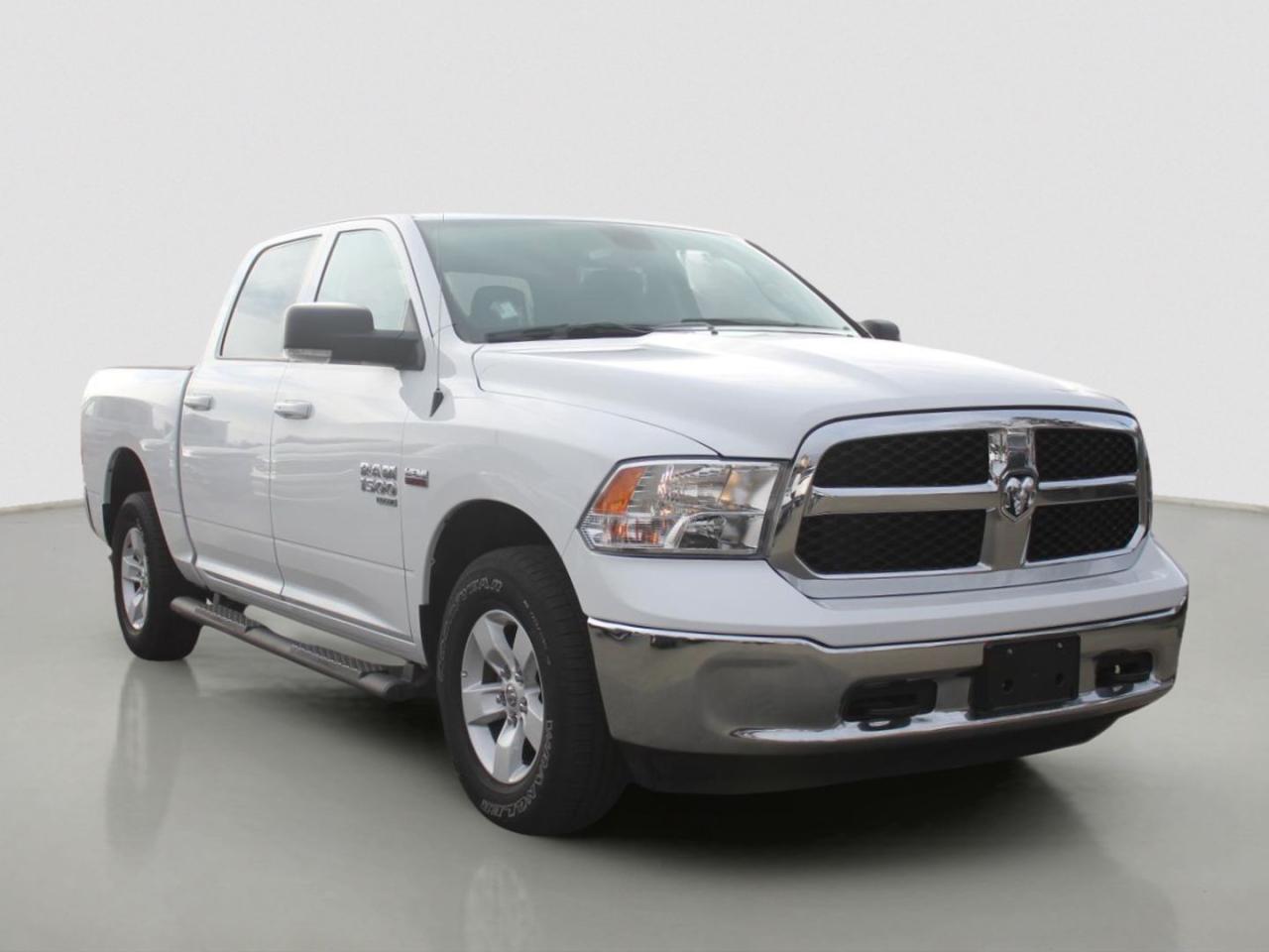 Used 2022 RAM 1500 Classic SLT cabine d'équipe 4x4 caisse de 5 pi 7 po for sale in Courtenay, BC