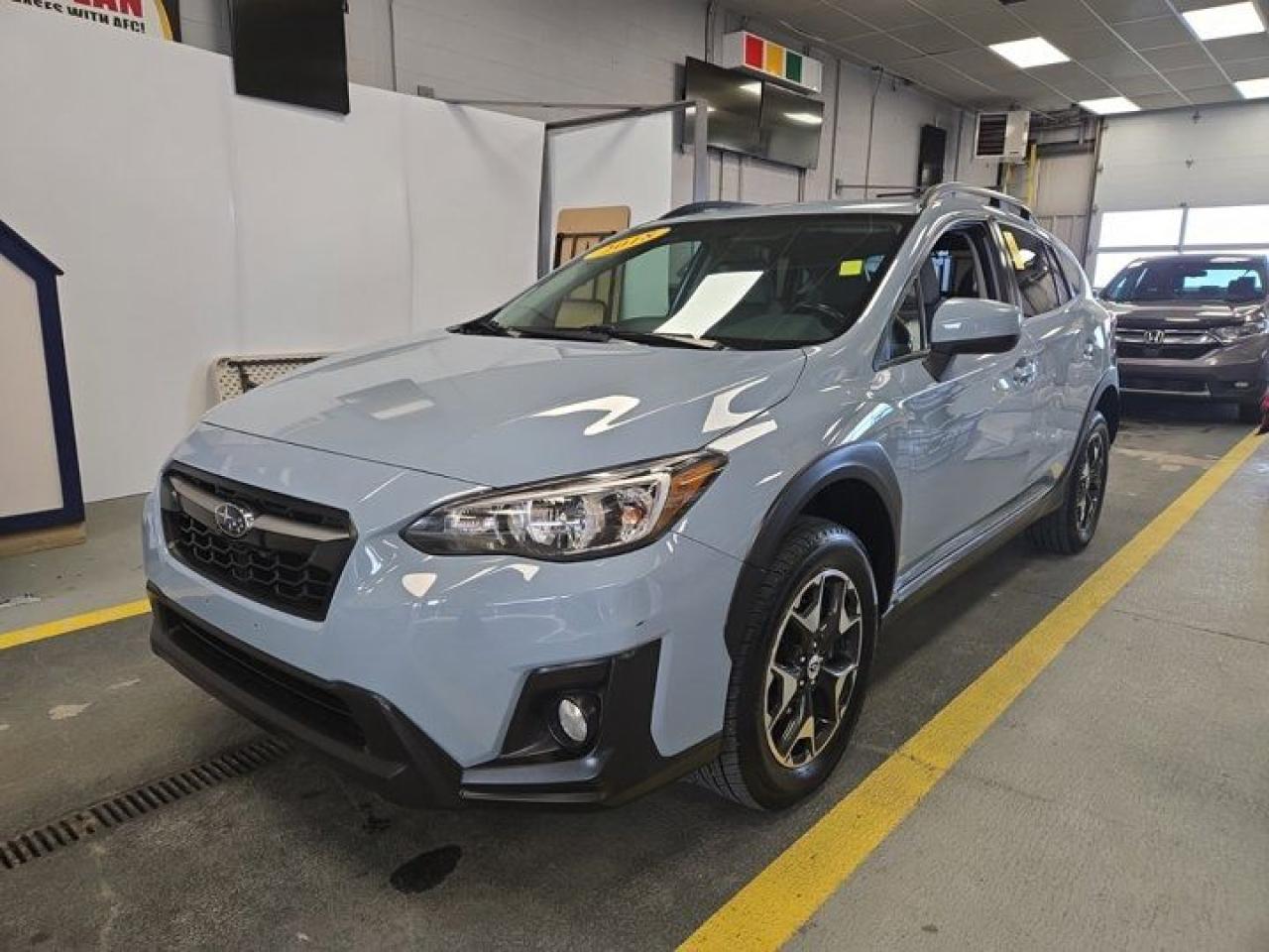 Used 2018 Subaru XV Crosstrek Touring AWD | 6-Speed Manual | Heated Seats | Carplay + Android | Rear Camera | and more! for sale in Guelph, ON