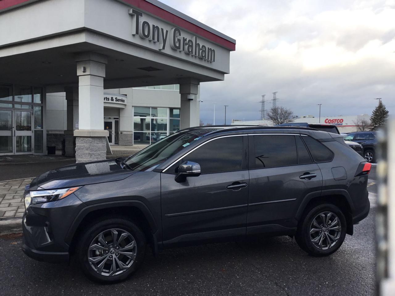 Used 2023 Toyota RAV4 Hybrid LE for sale in Ottawa, ON