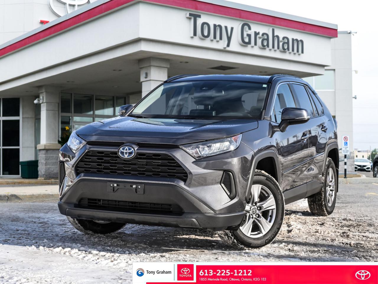 Used 2023 Toyota RAV4 Hybrid LE for sale in Ottawa, ON