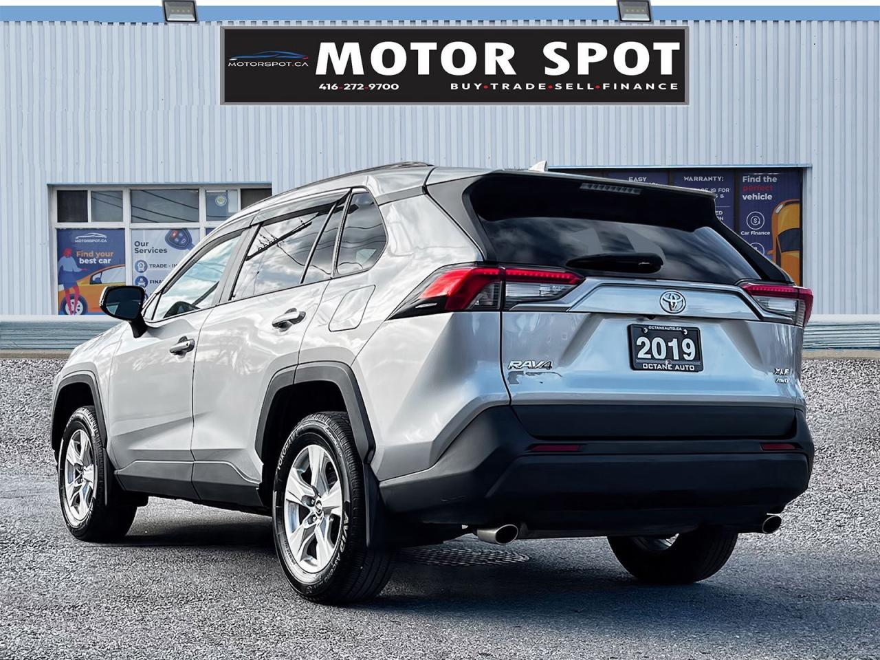 2019 Toyota RAV4 XLE AWD - Photo #4