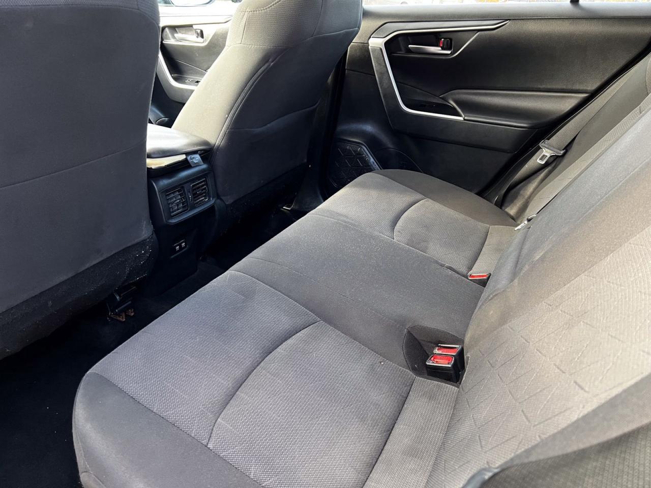2019 Toyota RAV4 XLE AWD - Photo #12