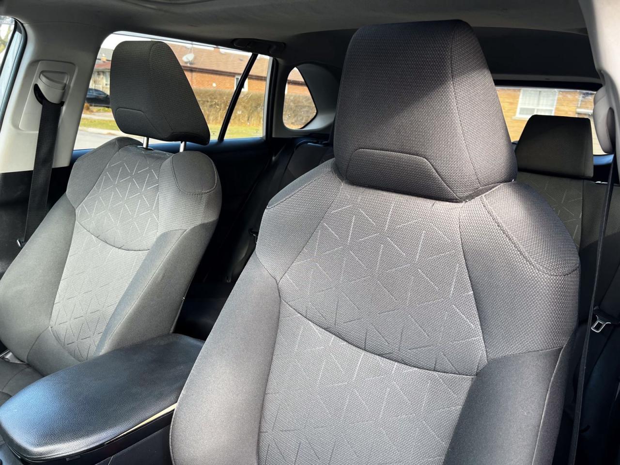 2019 Toyota RAV4 XLE AWD - Photo #16