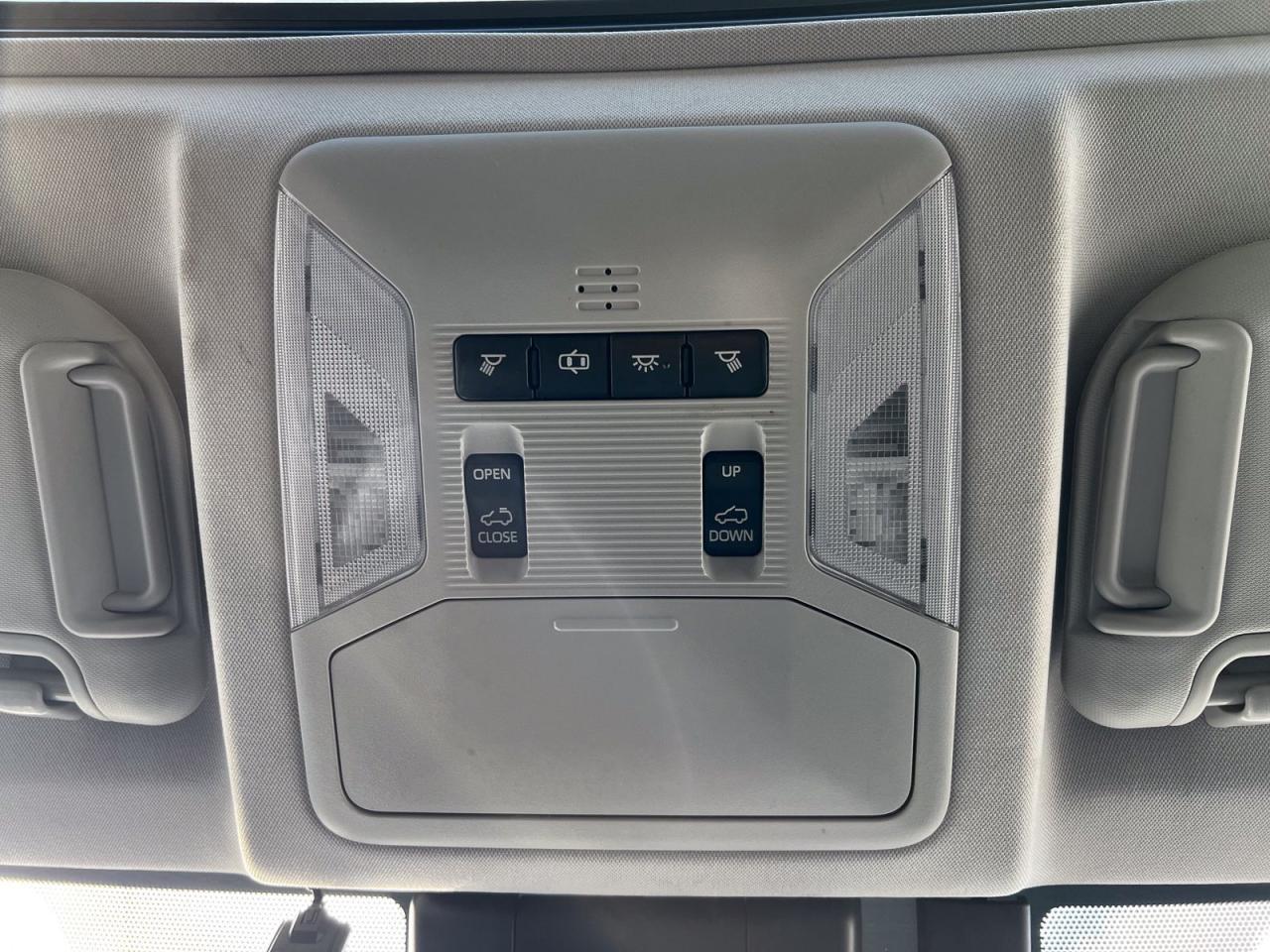 2019 Toyota RAV4 XLE AWD - Photo #19