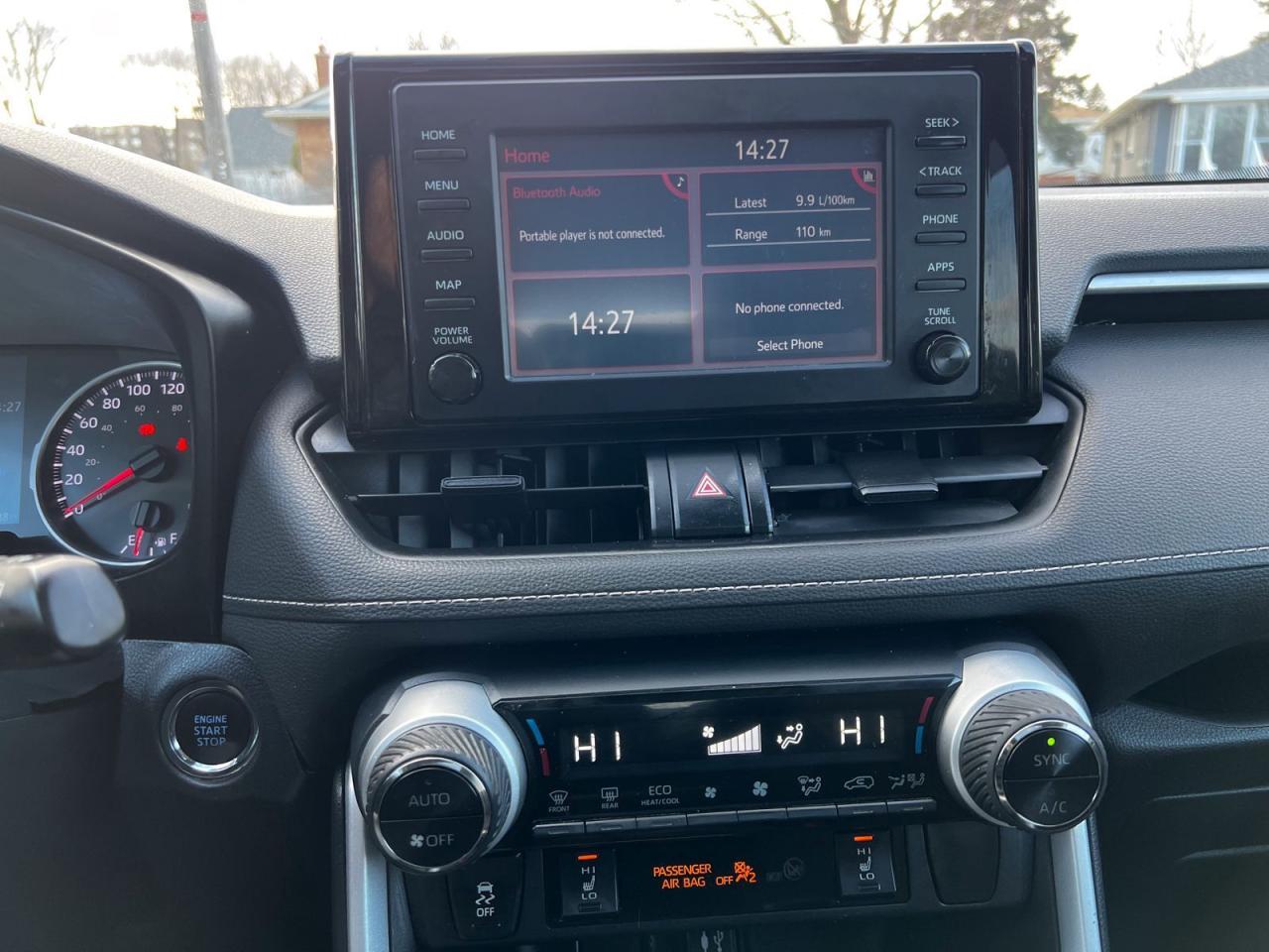 2019 Toyota RAV4 XLE AWD - Photo #28