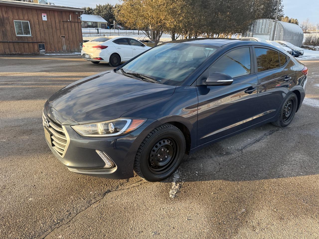 2017 Hyundai Elantra GLS original alloys with summer tires
