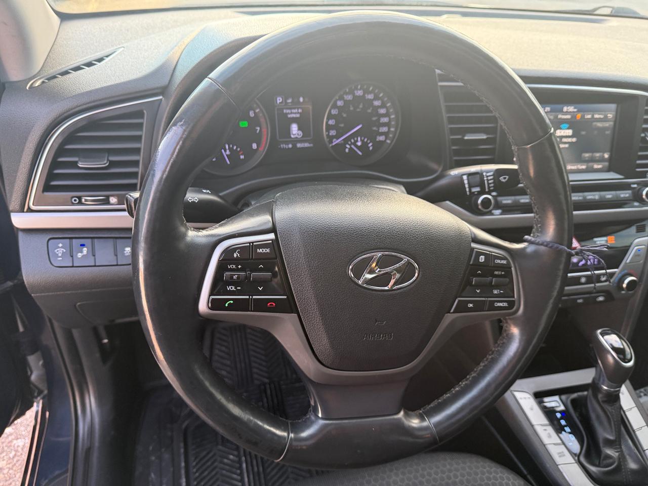 2017 Hyundai Elantra GLS original alloys with summer tires - Photo #4