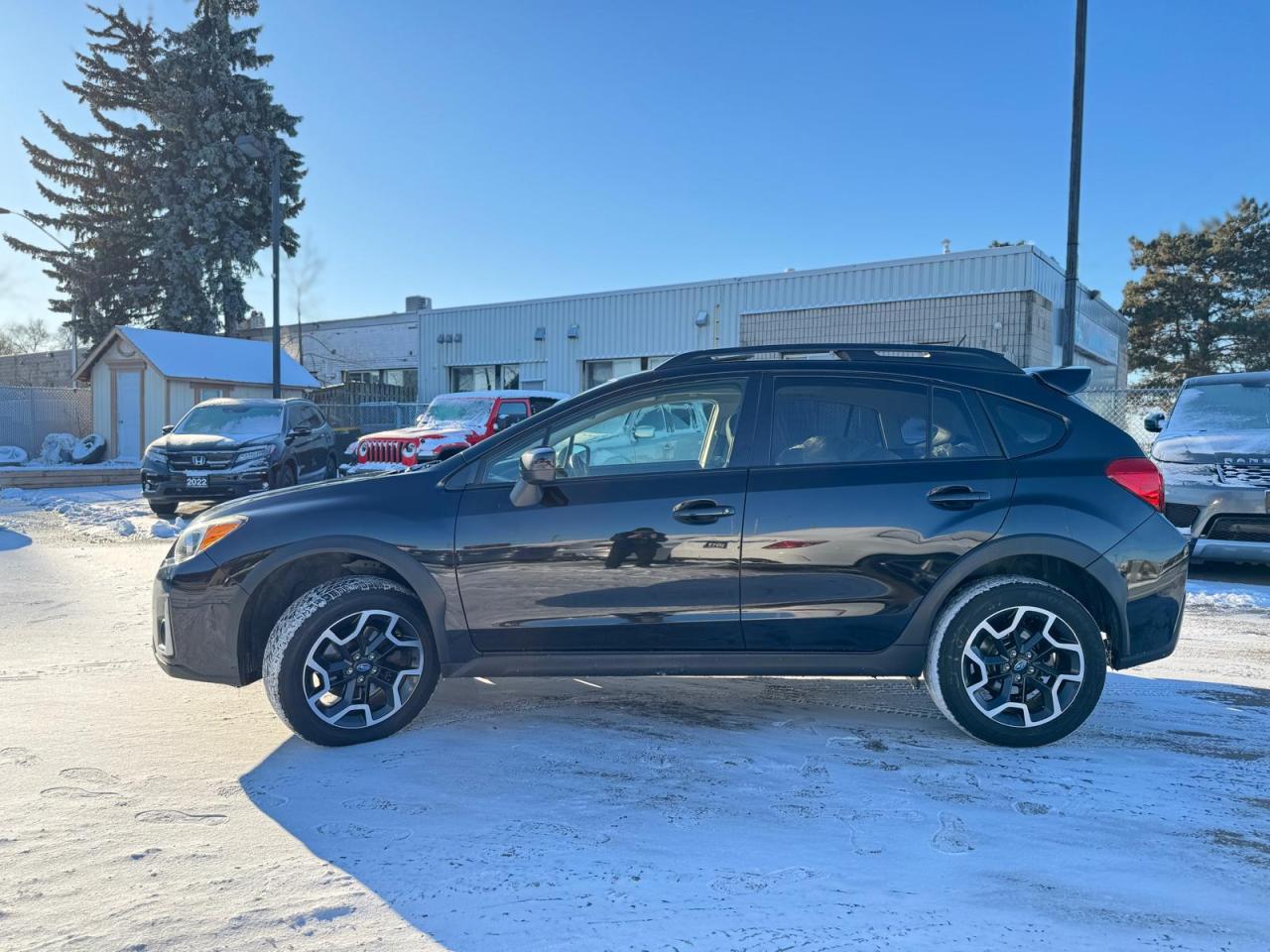 2016 Subaru Crosstrek AUTO AWD NO ACCIDENT BACKUP CAMERA B-TOOTH SUNROOF - Photo #4