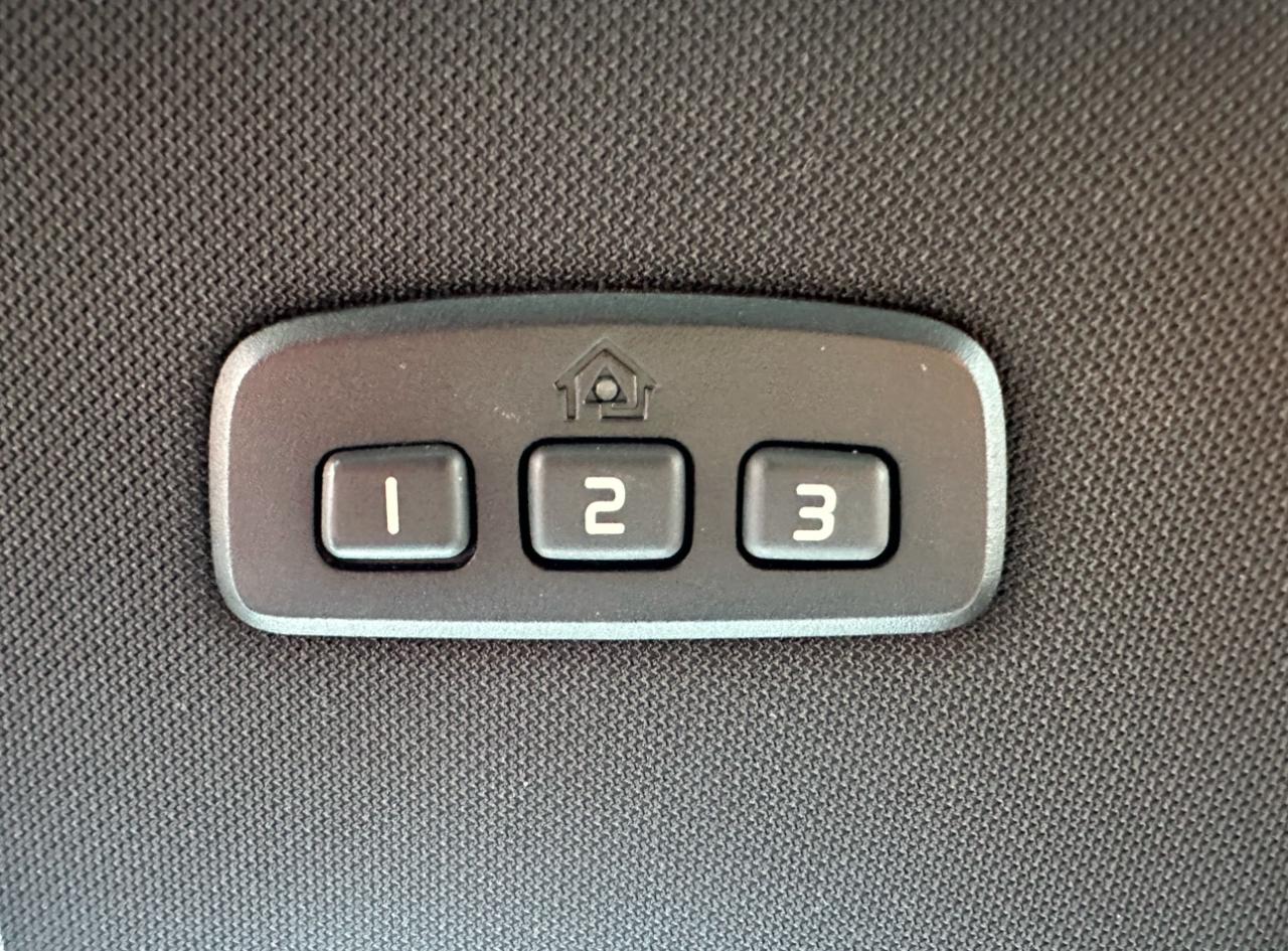 1745872844