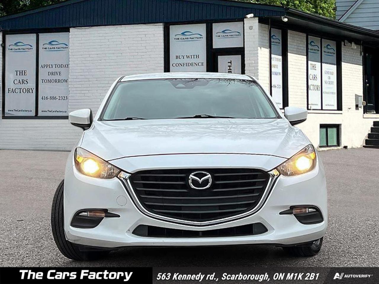 2017 Mazda MAZDA3 Sport 6MT Nav/Camera! - Photo #2