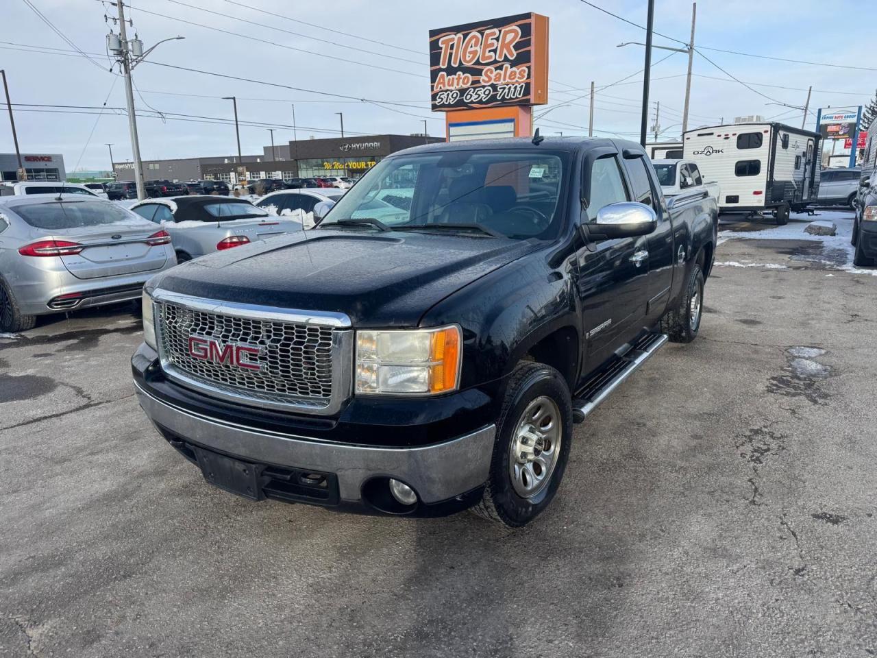 2008 GMC Sierra 1500 SLT, LEATHER, 4X4, EXT CAB, RUNS GREAT, AS IS