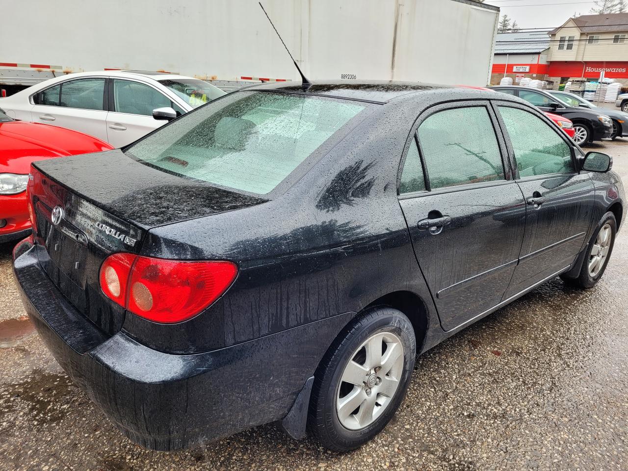 2005 Toyota Corolla 4dr Sdn LE Auto 1-Owner Clean CarFax Finance Avail - Photo #5