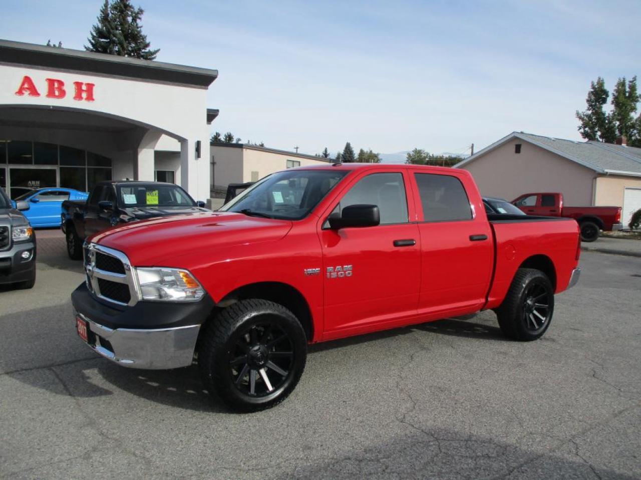 Used 2017 RAM 1500 ST Crew Cab 4x4 for sale in Grand Forks, BC