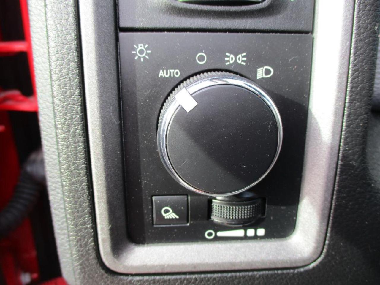 2017 RAM 1500 ST Crew Cab 4x4 Photo