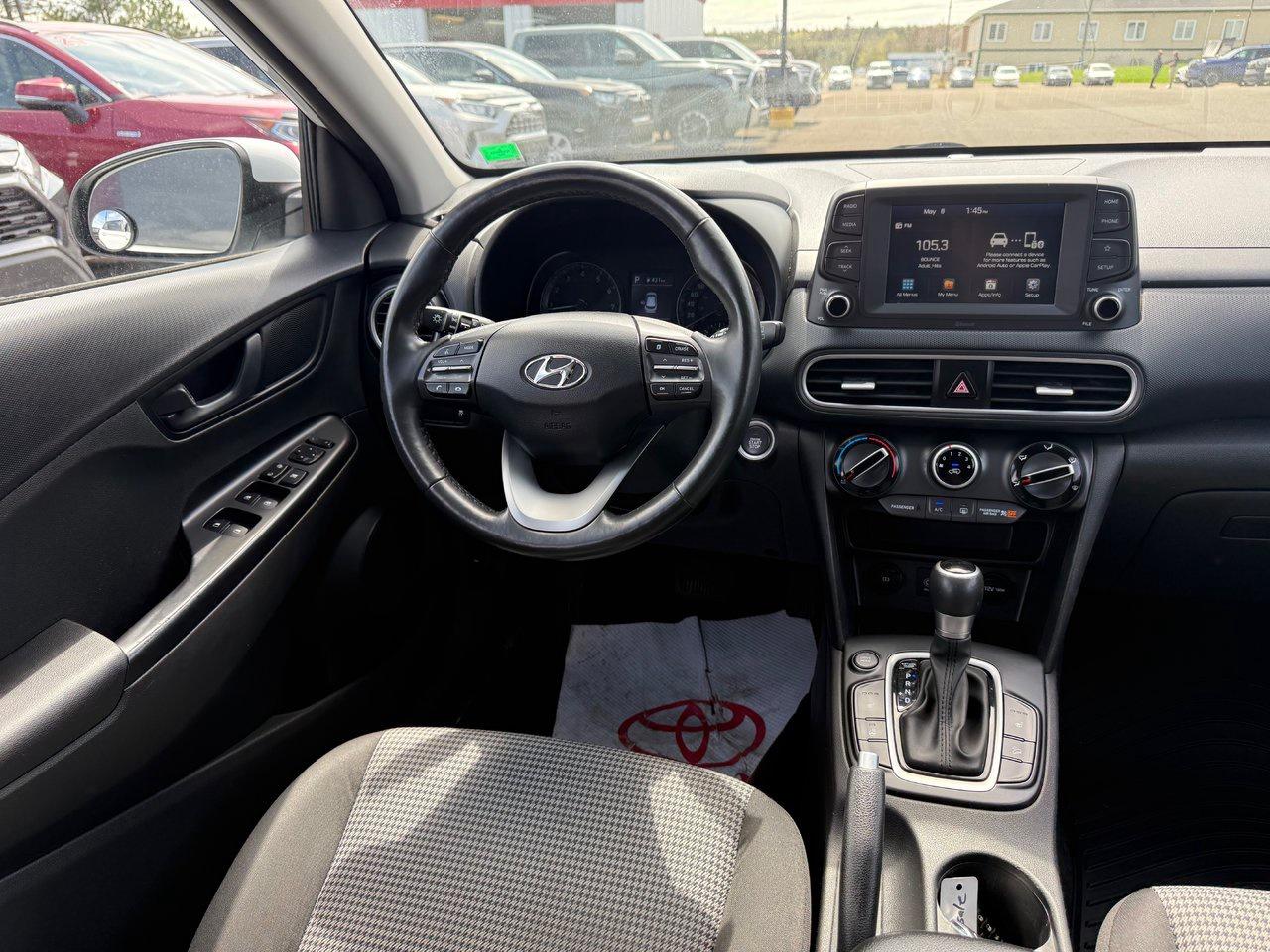2021 Hyundai KONA SEL Photo