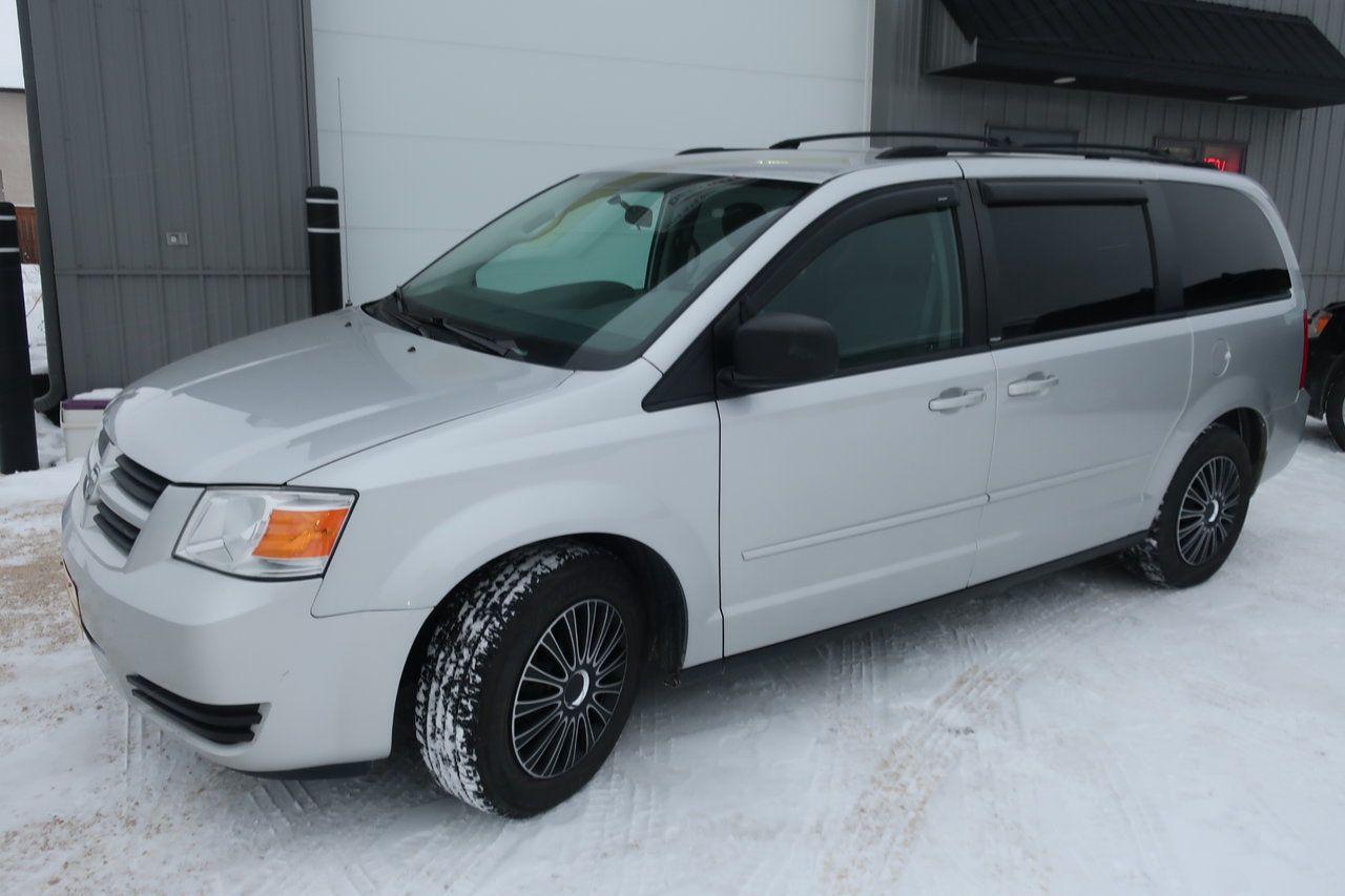 Used 2010 Dodge Grand Caravan SE  7 seater van only 131,000 km  direct fr BC only $10,495 full stow n go for sale in West Saint Paul, MB