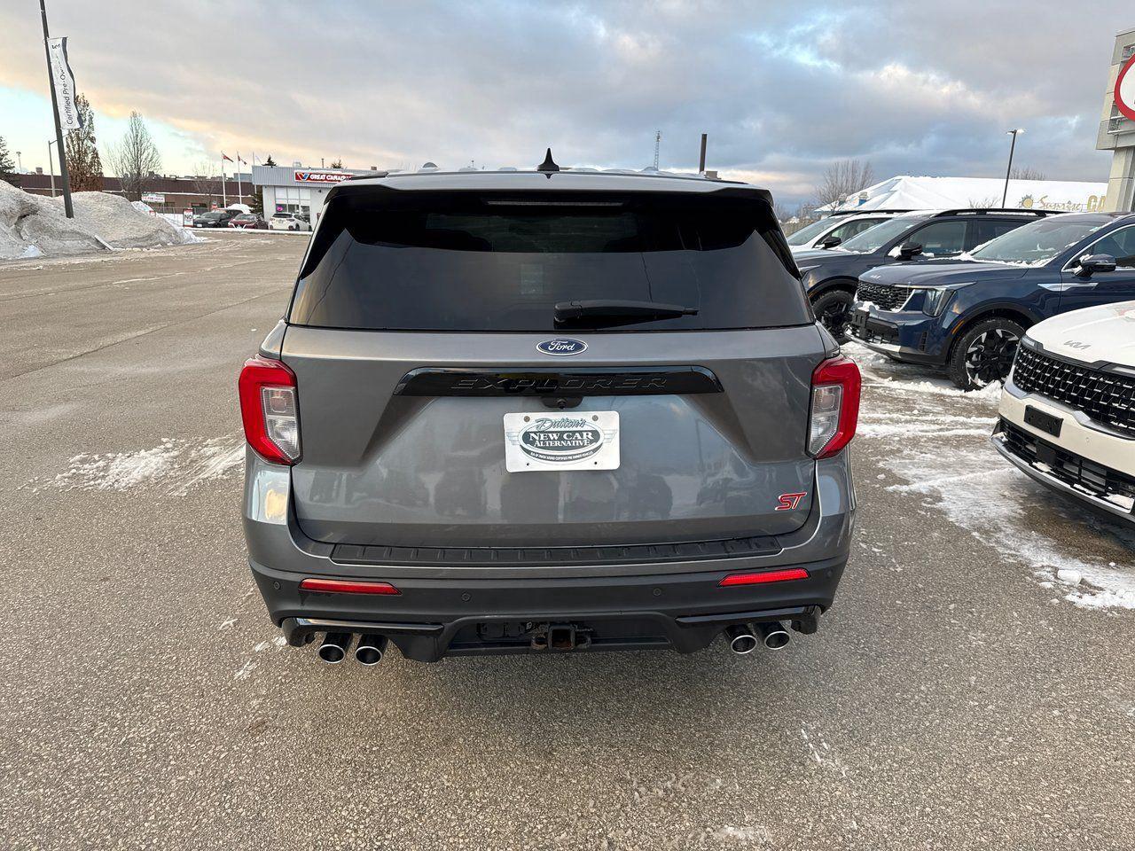 2021 Ford Explorer ST Photo